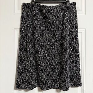 j.t.b. Women's Skirt SZ 2X  Sequins‎ Embroidered Glam Chic Sparkly EUC